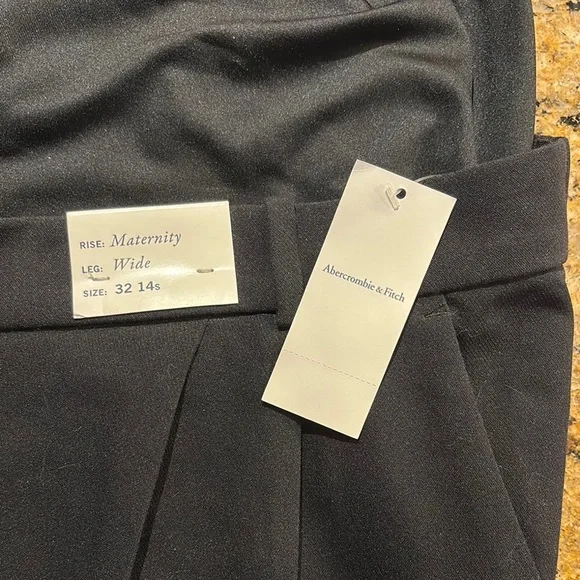 NWT Black A&F Maternity Sloan Pant - Picture 6 of 6